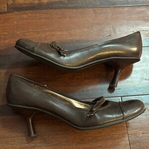 Bandolino Dark Brown mary Jane Heels